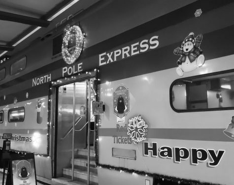 Holiday train spreads cheer