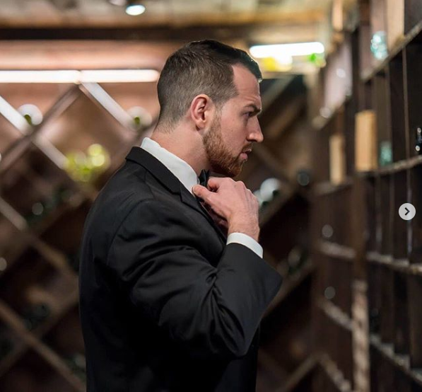 Love Is Blind favorite Cameron Hamilton prepares for his wedding day.