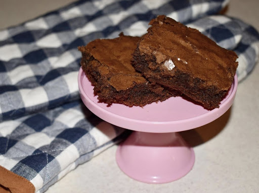 These brownie treats are something easy, yet delicious, for you to try in the comfort of your own home.